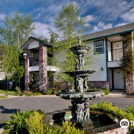 Grass Valley Courtyard Suites