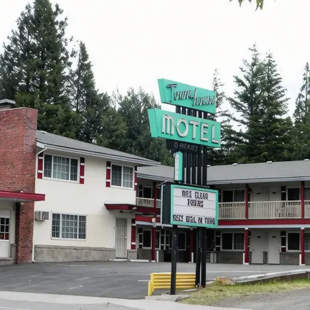 Townhouse Motel