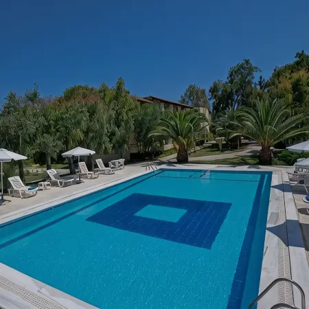 Hotel Milton Hotels in Roda