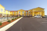 Best Western Sherwood Inn  Suites Các khách sạn ở 