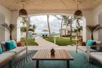 Crown Villa - Luxury Beachfront 8 bedroom property