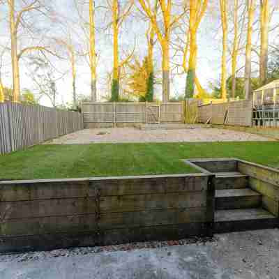 4 Bedroom Gateway: Winchester - Town Centre 4 mins. Hotel Exterior