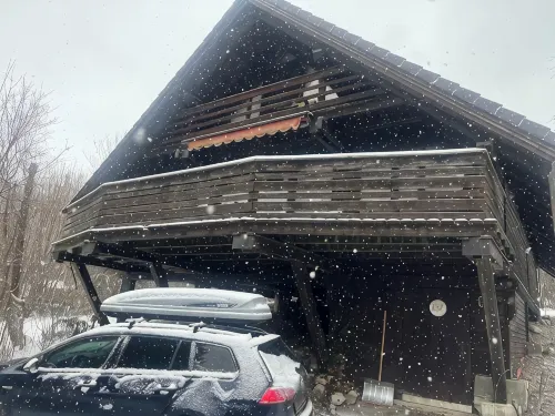 Lovingly furnished vacation home in the mountains - 民宿