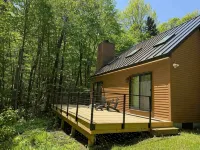 The White Birch • Cozy Luxe Cabin • 7 Min to Mount Snow