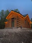 Private Riverfront Hygge Cabin