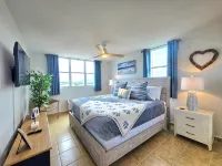 Airy Ocean View Corner Condo at Peña Mar Ocean Club