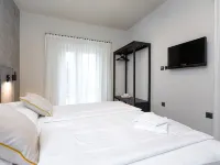 Villa LuiSole - Apartment °1 with heated saltwater pool, family-friendly Ξενοδοχεία στην πόλη Krk