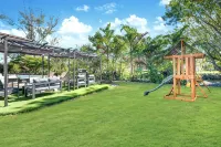 Luxury Lakefront 6BR Retreat / Games, BBQ & Views - Homestays