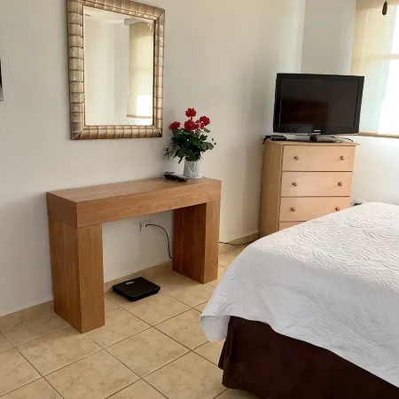 New A/C in the Living room! Sub-Penthouse, Ocean & City Views at Pena Mar!