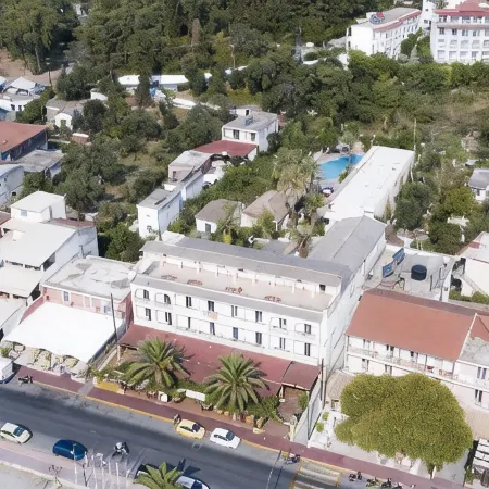 Ipsos di Mare Beach Hotel