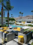 21 PALMS off of El Paseo - Private Pools