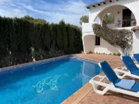 Private Pool, terrace vineyard views, BBQ, Table Tennis, 5 min car Beach/Town - 別墅