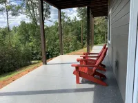 Butterfly Mountain Cabin for 8 w/amazing view+wifi, 3 bdrm, 3.5 bath, & firepit