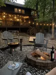 Cabin with hot tub firepit fireplace and game room area!near Helen - 3-نجوم