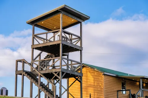 Stunning Views! Tower & HotTub