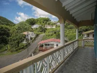 Corinth Apartment Minutes from Rodney Bay & Beach Hotels in Choc