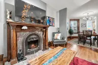 The Arusha House Capitol: Hill : Garage : Yard - Bungalows