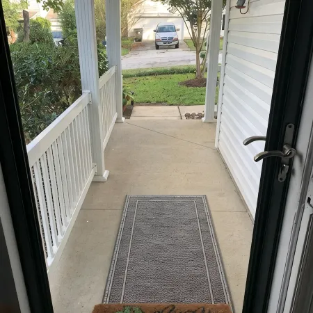 Pet friendly 1,150 sqft one story, 3 bedrooms, 2 full bath home