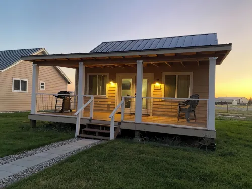 Natures Calling cabin, close to Glacier NP - Feriehus