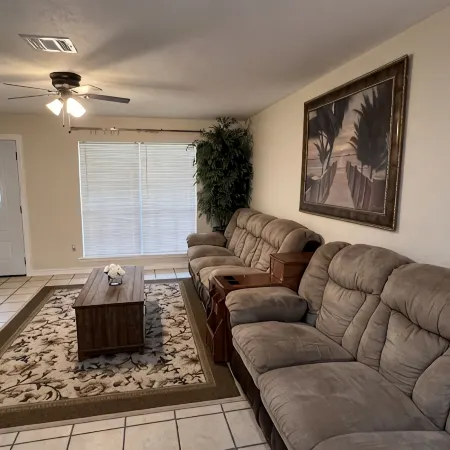 Modern Updated Family HOME