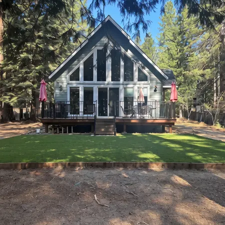 Family Lake House Steps from Rec 1 with Beach and Lake Access