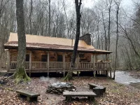 Private creek cabin with hot tub nestled in the foothills of Cheat mountain