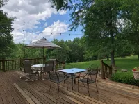 Spacious Lake Escape Near Conley Bottom