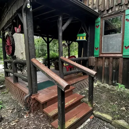 Charming Cabin near 7Springs/Ohiopyle/Fallingwater w/lots of room to spread out