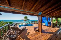 Coral Beach Retreat – Private Beachfront Escape - 홈스테이