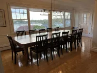 Large Victorian Home Overlooking the Atlantic Ocean and York Harbor Beach - Homestays