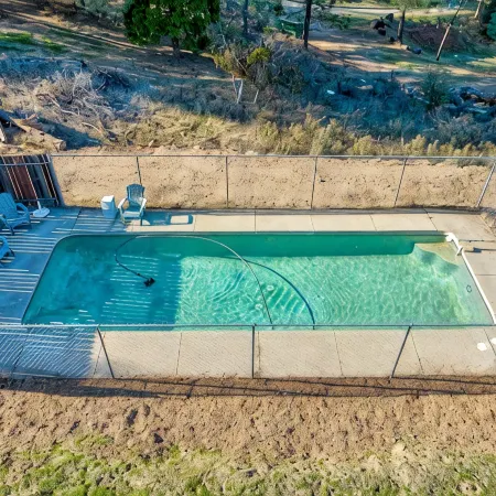 New!! Majestic Views, Pool, Sleeps 20+, 2 Mstr BR, close DT Yosemite, Bass Lake