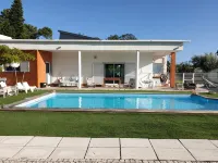 Villa in Aroeira / Verdizela - Pool, Beach, Surf, Golf - Wifi