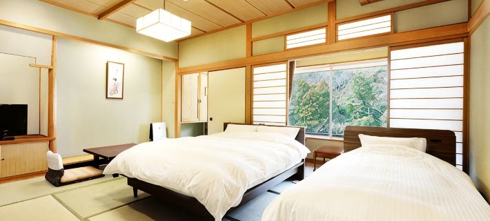 Yubara Kokusai Kanko Hotel Kikunoyu Hotels in Maniwa