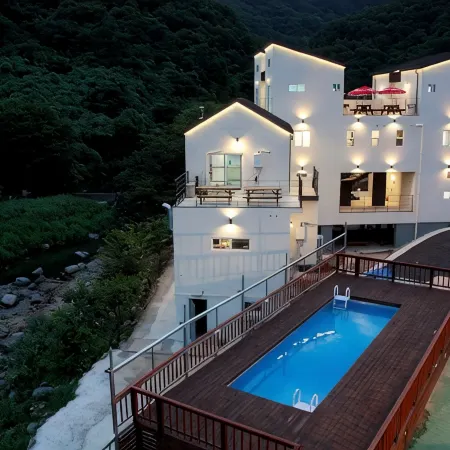 Ulsan Paradise Pension
