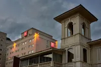 Ibis Curitiba Batel Отели рядом с достопримечательностью «Улица 24 часа»