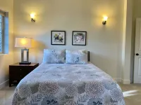 Peaceful, spacious home on 8 acres. Pet-friendly, close town, and a creek! - 3 étoiles