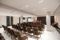 Premier Hotel - 4-Sterne