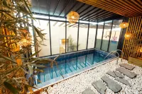 Gyeongju Dang-Geun Ryokan Pool Villa - Villas