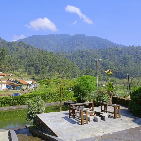 Villa Kayu Ciwidey