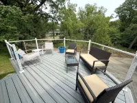 The Almond Joy • Modern Lakeside Retreat - 4-Star