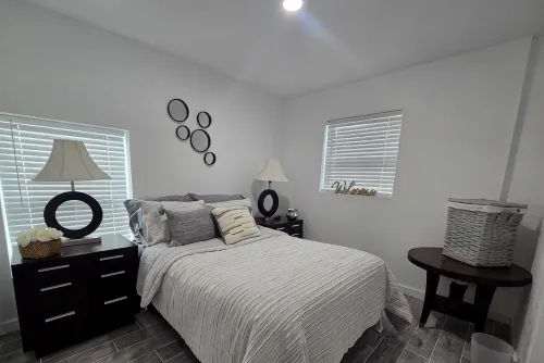 Private Guest Suite • Near Disney & Orlando
