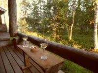 Traditional Ski Cabin in lovely forest setting in Äkäslompolo, Ylläs - Wifi