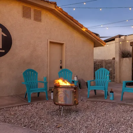 Heated Pool & Hot Tub ! Epic Game Room & Parking! Near Downtown!
