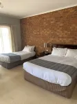 Federation Motel Resort - Corowa - parking