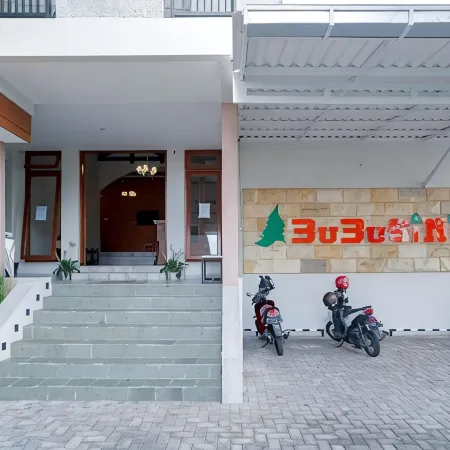 Urbanview Hotel Bubusini Batu by RedDoorz