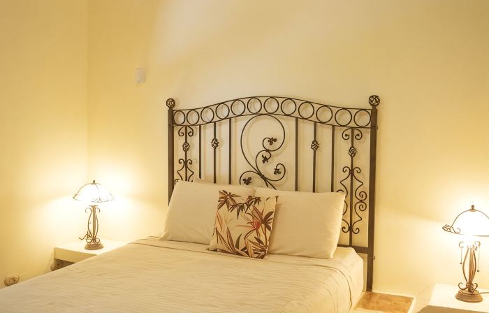 Private suite 103 with beautiful gardens, shared pool and BBQ area!
