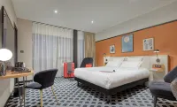 Brit Hotel Les Voyageurs