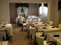 塔布勒夏洛來酒店 - 2星級