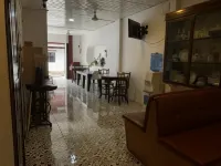 Chiangkhan Classic - Kitchens