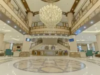 Hayah Plaza Hotel Hotels near Green Dome
